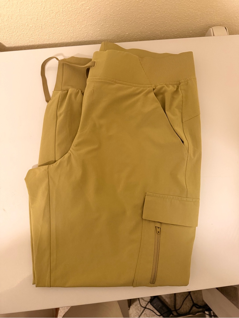 All In Motion Women’s Cargo Joggers